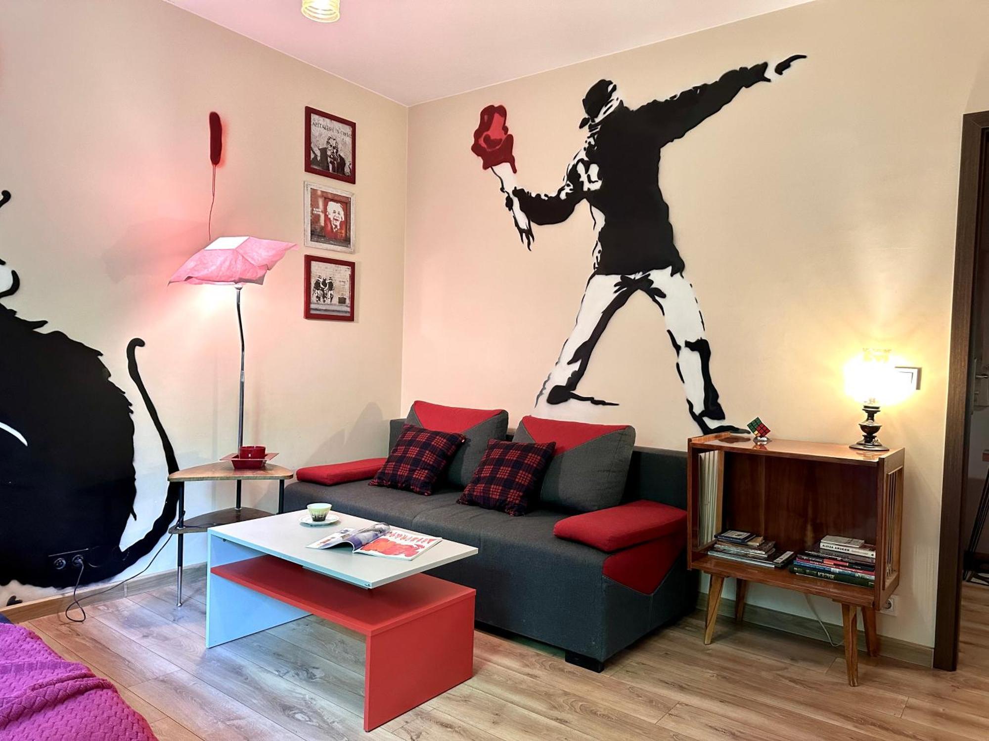 "Banksy" Art Apartment Warsaw Exterior photo